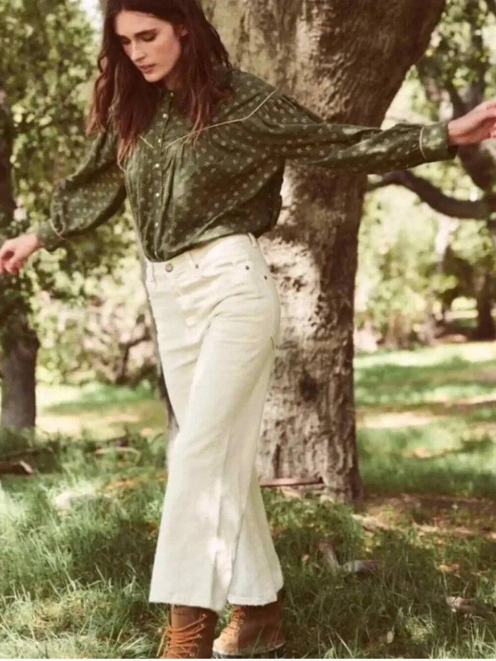 The GREAT Wayne Jean Stone Ivory Cream Straight Leg Raw Hem Women's 26 Denim